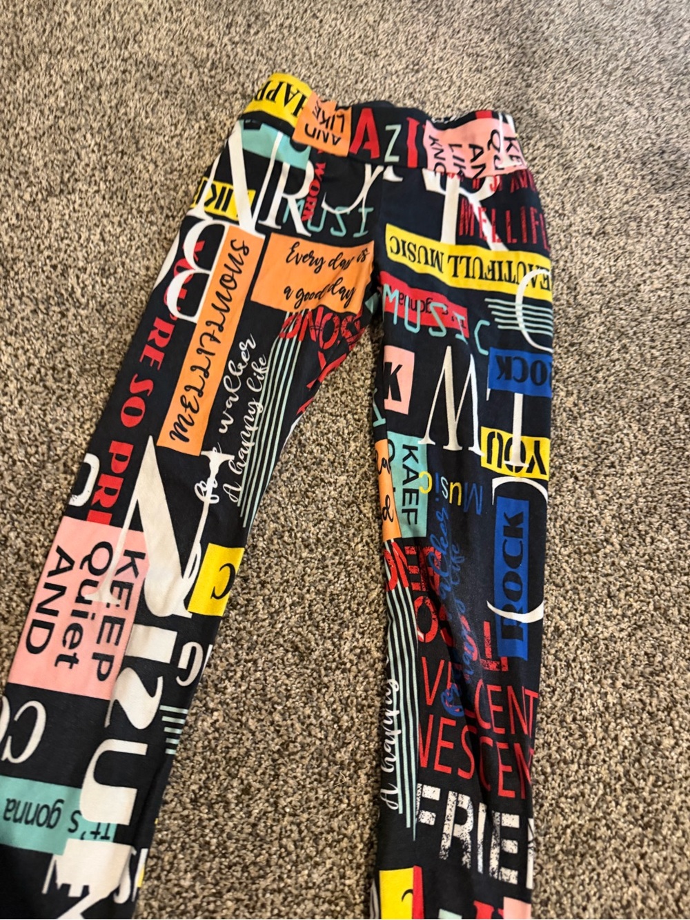 SHEIN Black Multicolor Graphic Print Girls' Leggings - Picture 3 of 4